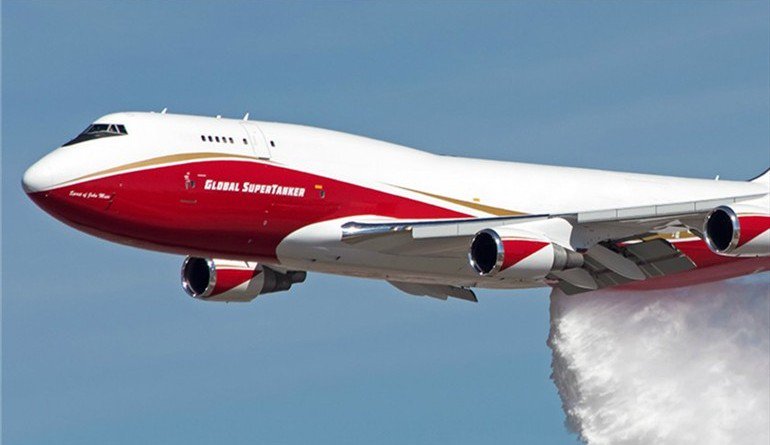 EJavierSpz's tweet photo. Cada aplauso de los pobladores cuando #supertanker hace una descarga es una bofetada directa en el rostro de @mbachelet #Dichato #bachelet https://t.co/Y8zS0TqwwL