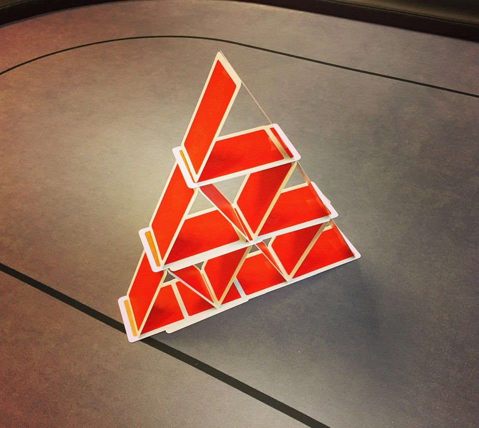 PokerStarsRU's tweet photo. Новый карточный домик! Хештег #howmanycards + Ник на PS + ваш ответ до 13:00 МСК 1 февраля = возможность выиграть приз T$10. https://t.co/5nVgICAEDR