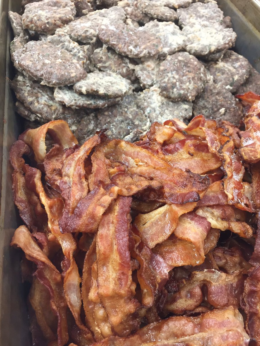 FREE student breakfast! #spiritday one of the many perks of CNABonavista