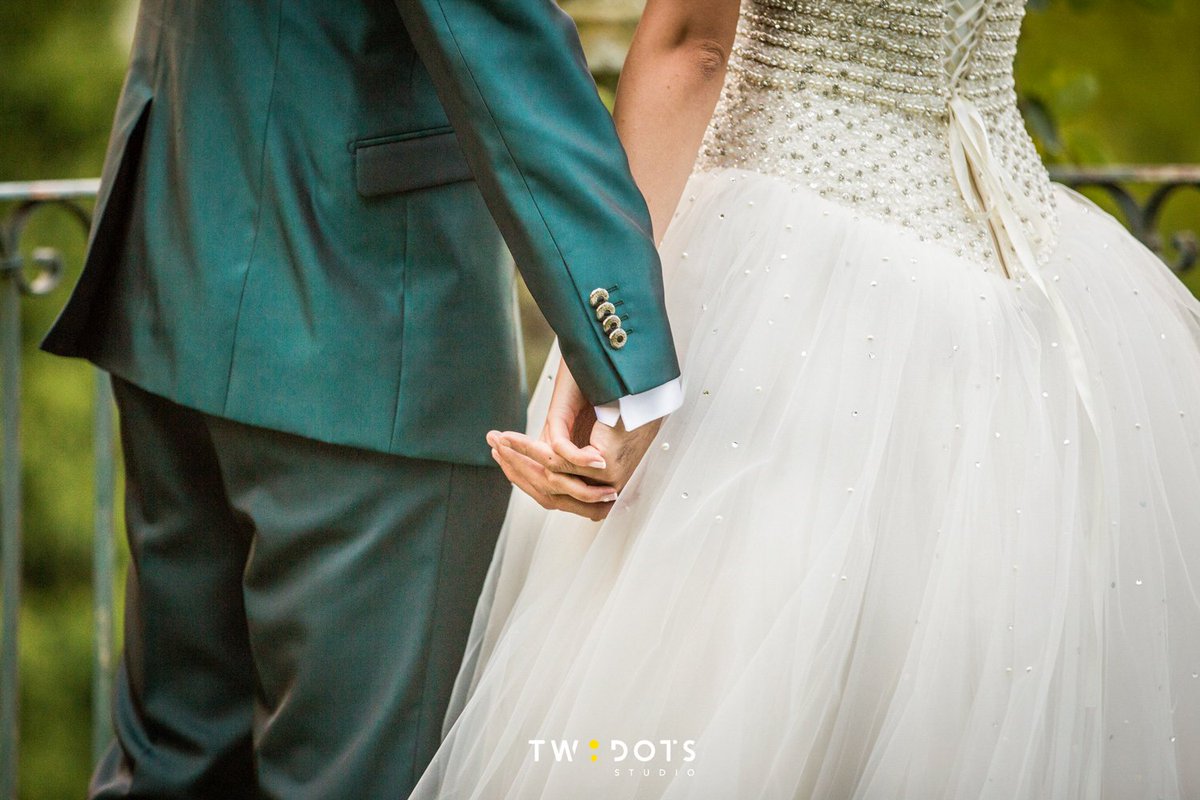 TwoDotsStudio's tweet photo. Compicity ❤️ – #weddingphotographer #matrimonio #nozze #fotografomatrimonio #sposi #bride #groom #destinationweddingphotographer #us #love https://t.co/3EgL2dPW0K