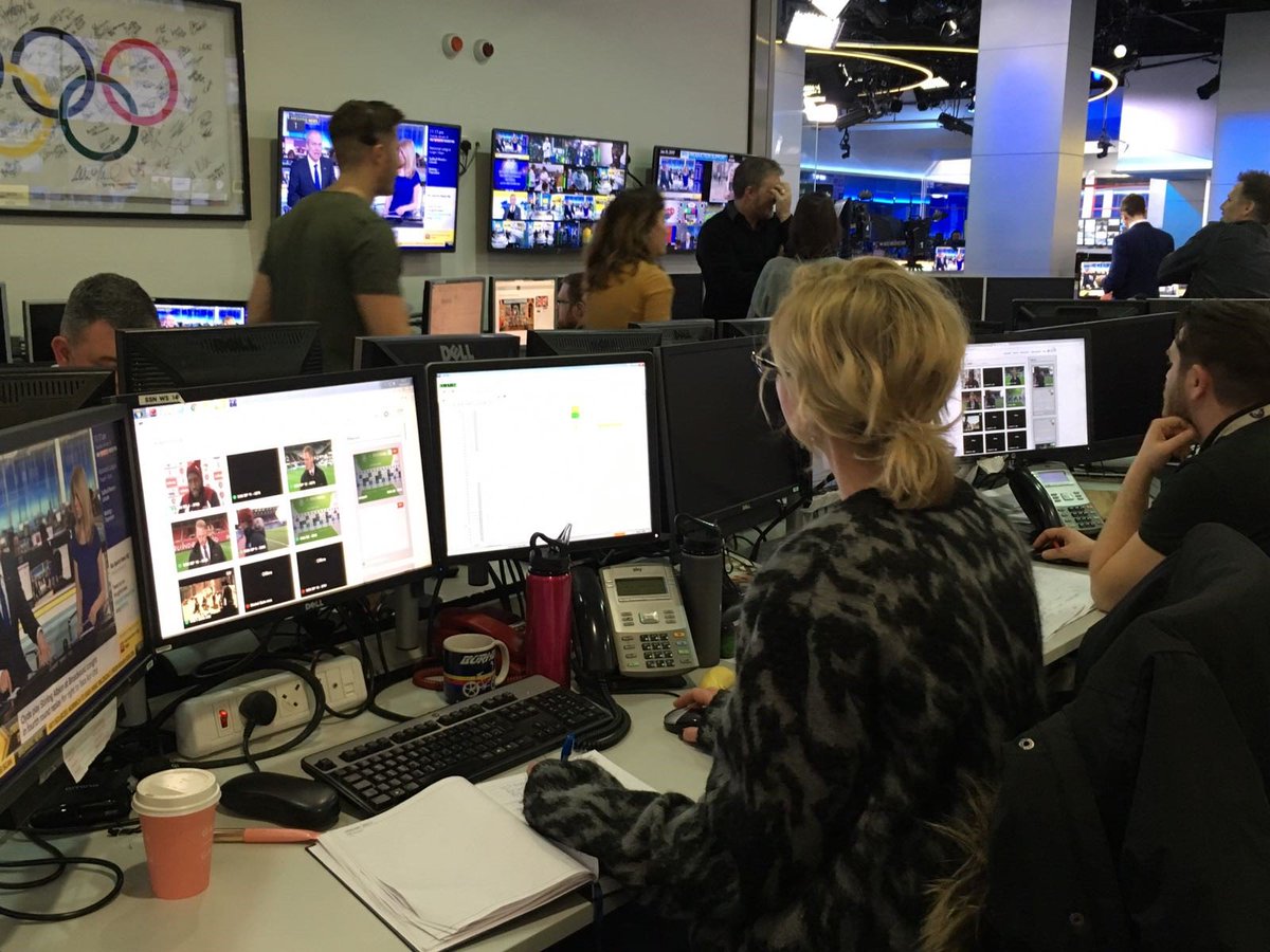 MobileViewpoint's tweet photo. Close to the set of @SkySportsNewsHQ staff monitoring over 20 #WMtlive feeds using #VideoManager #DeadlineDay all day long #SSNHQ #bigjob https://t.co/B8kRl7Jbxn