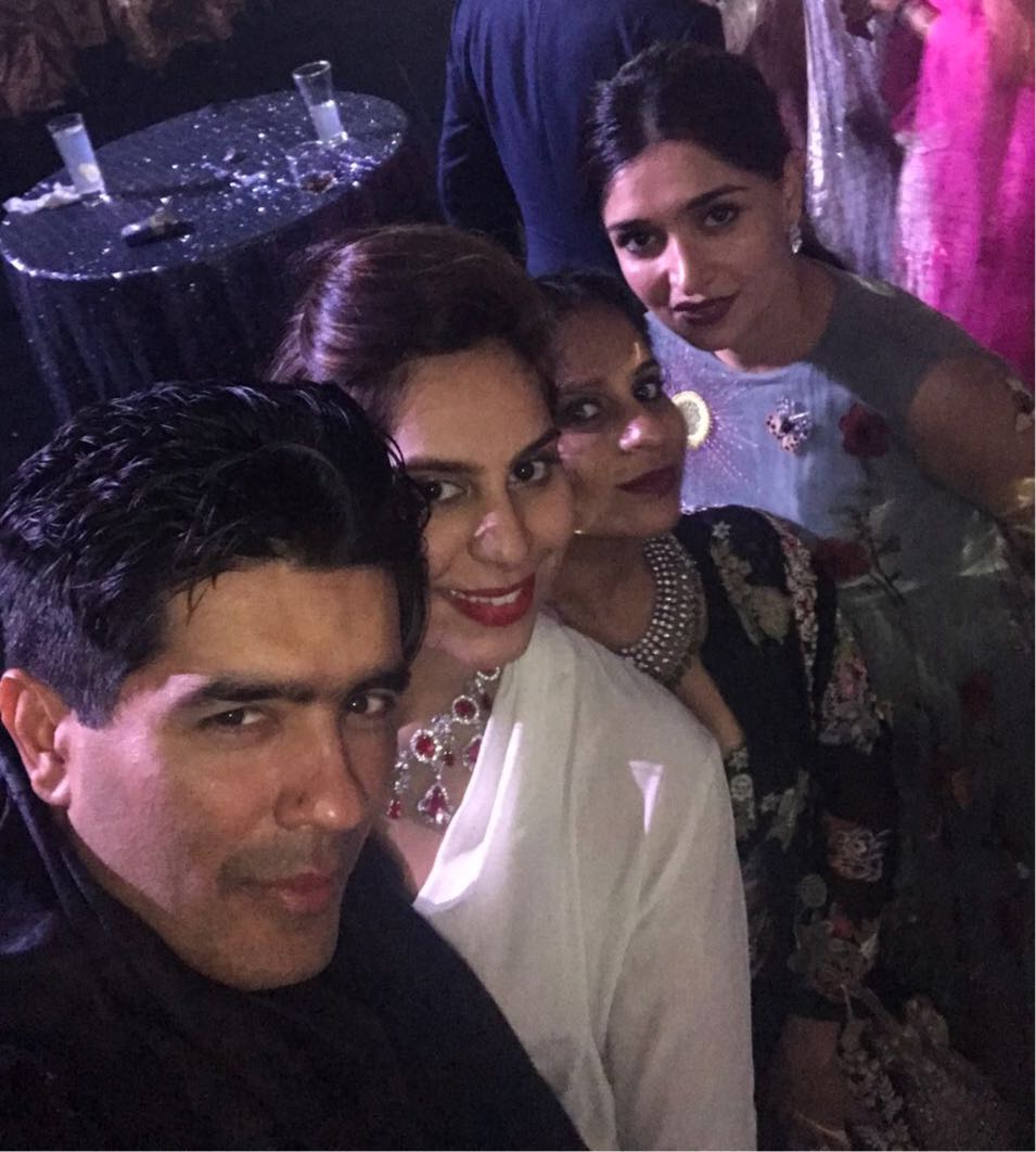 upasanakonidela's tweet photo. Throwback to an amazing weekend and cheers to great hosts. #keshvee @diamehtabhupal @ManishMalhotra https://t.co/ihWurZ0N9L