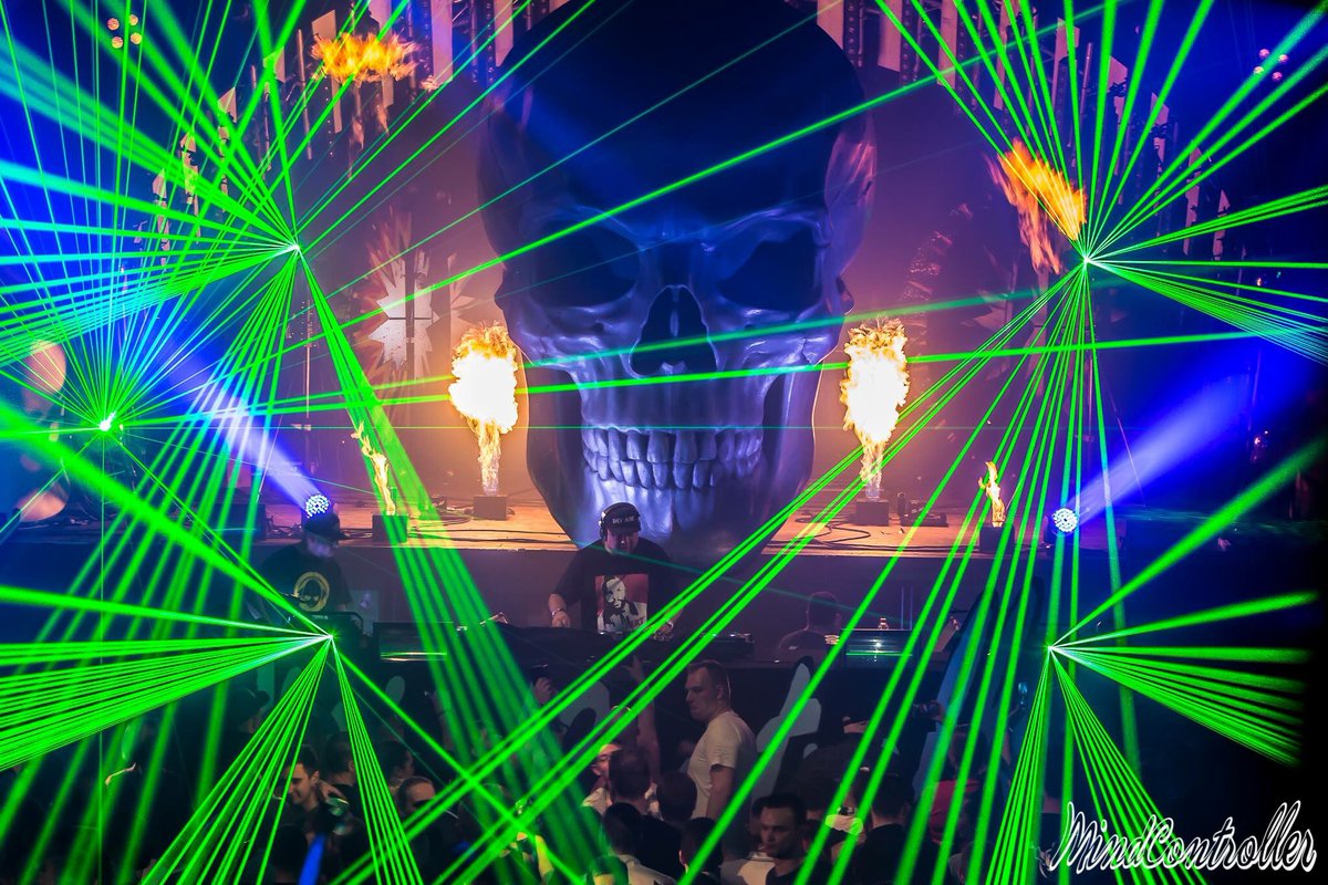 IntervisualLP's tweet image. #MINDCONTROLLER it was our pleasure! @Official_AOD #lasershow #specialeffects INTERVISUAL.NL