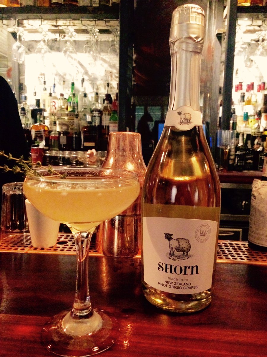 Shorn is full of surprises! Perfect served as a cheeky little #cocktail with <a href="/MCRgin/">Manchester Gin</a> #EndOfDryJan 🍾🎉