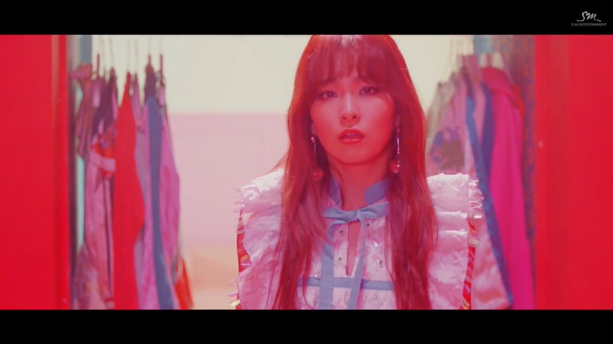 OnlySEULGI_1994's tweet photo. ไปดูเอ็มวี #ROOKIE ของสาวๆกันยังคะถ้ายังรีบไปดูเลยย🐻💛 https://t.co/8wo2FU0vcC https://t.co/lK3540Junv
