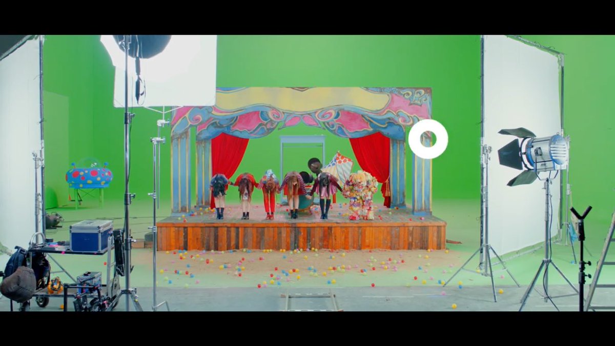 OnlySEULGI_1994's tweet photo. ไปดูเอ็มวี #ROOKIE ของสาวๆกันยังคะถ้ายังรีบไปดูเลยย🐻💛 https://t.co/8wo2FU0vcC https://t.co/lK3540Junv