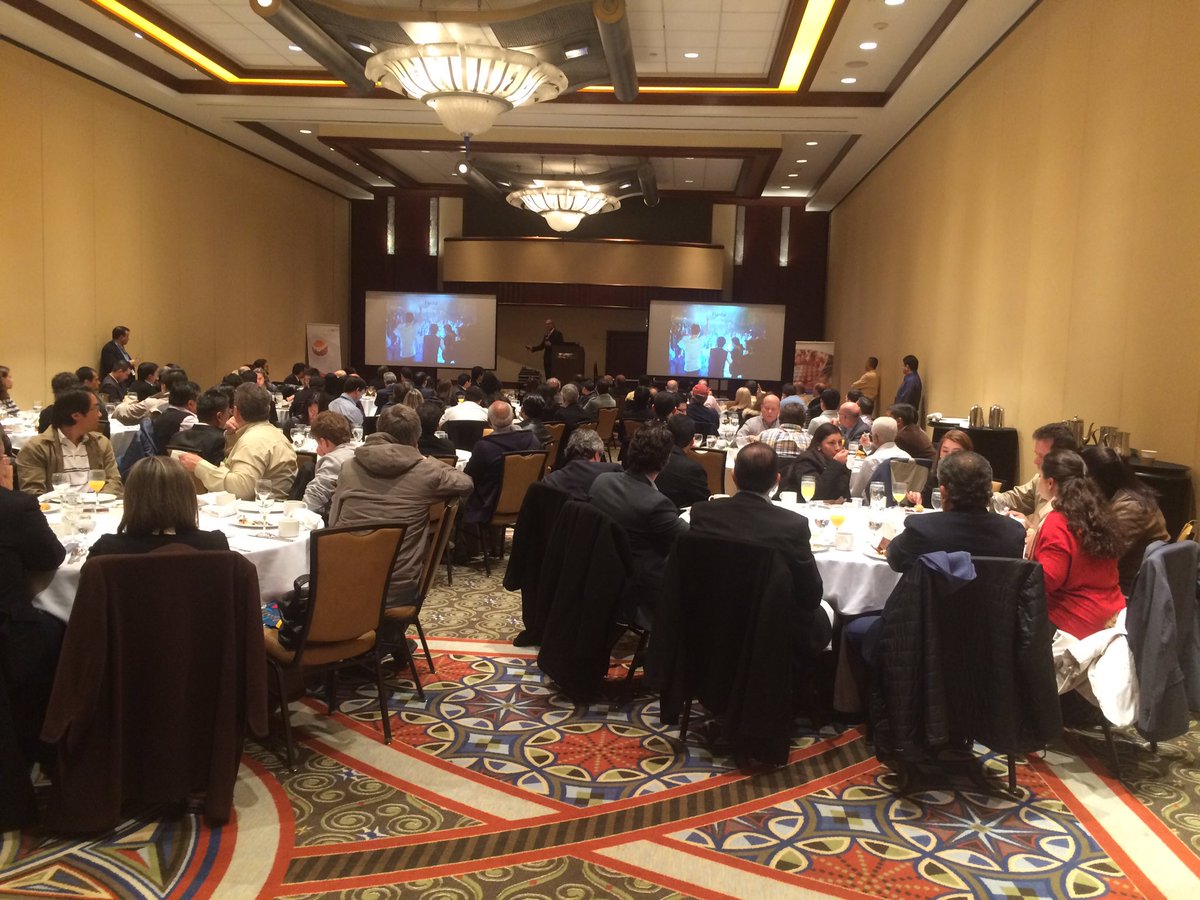 DinoGarcez's tweet photo. Desayuno DSM durante el IPPE 2017 en Atlanta. https://t.co/zs3g5pAL9S
