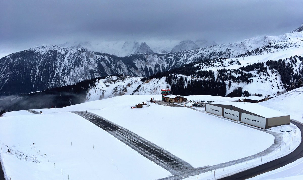 SummitPhotog's tweet image. Let's #fly somewhere 😃 from #courchevel #altiport #snow #ski