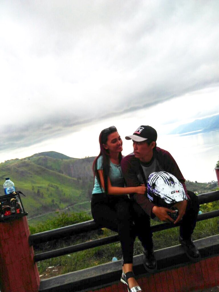 RereSitompul's tweet photo. penyemangatt💏 https://t.co/HFT2RQ9r0A