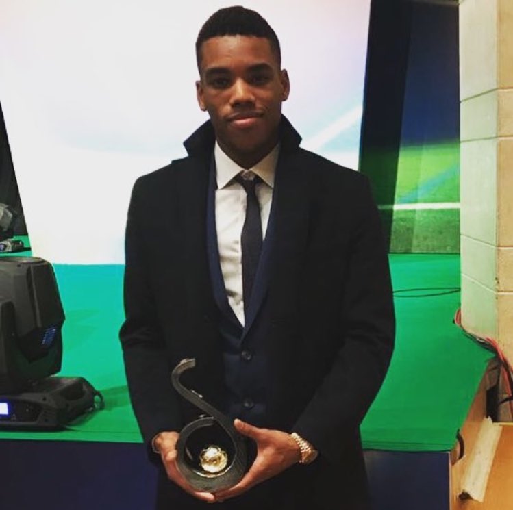 Thank you for this award🏆, means alot to me⚽️🙏🏼❤ #galatasaray #paok #cimbom #GR16