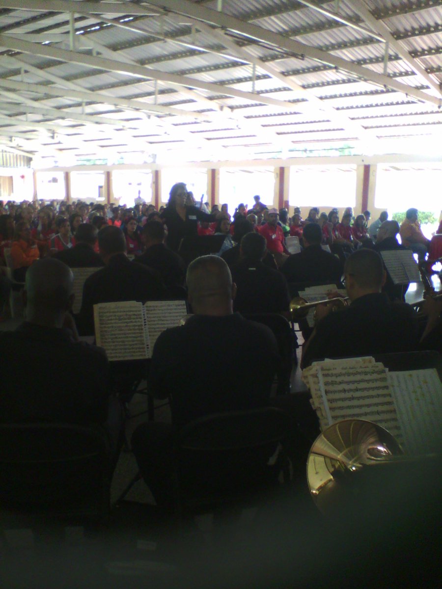 TURBANDA's tweet photo. Concierto Jornada sociopolitica Educadores del Municipio Sucre Club Deportivo Cagua. https://t.co/Jfrw8IZ27q