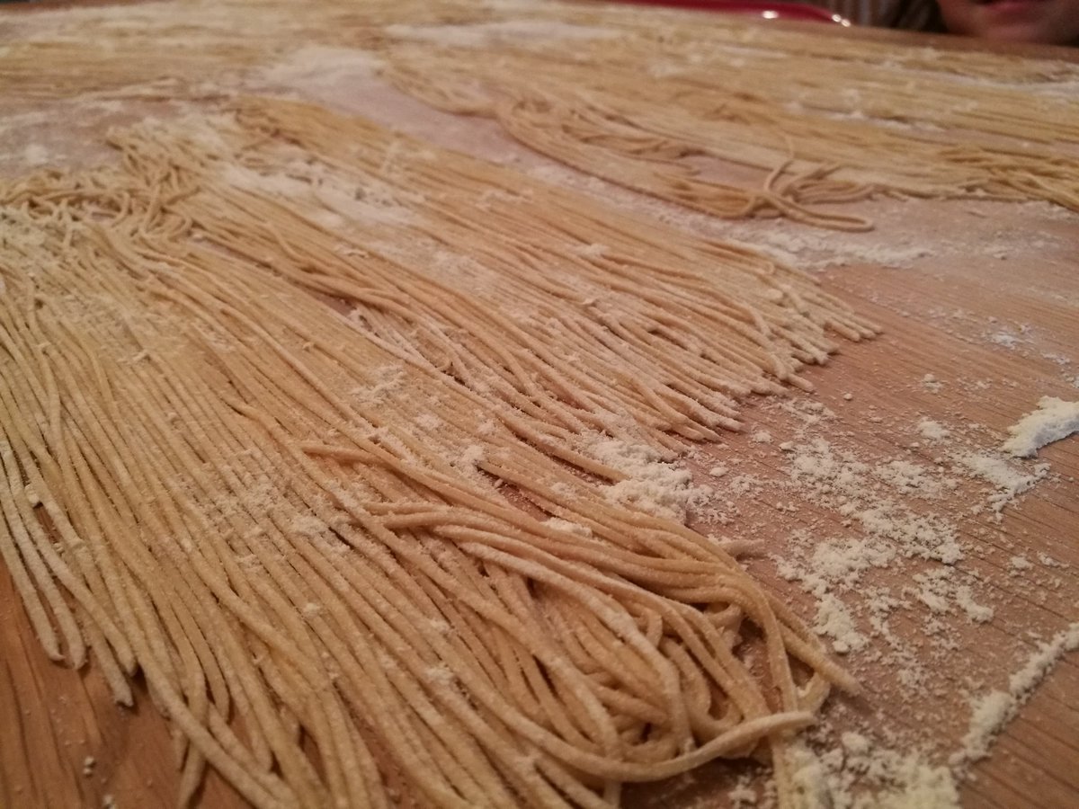 ItalianMama_SF's tweet photo. #organic #homemade #fresh #pasta #kamut #enkir and #orange #goodfood #goodyou 👍 https://t.co/Nt7DzMbCmU