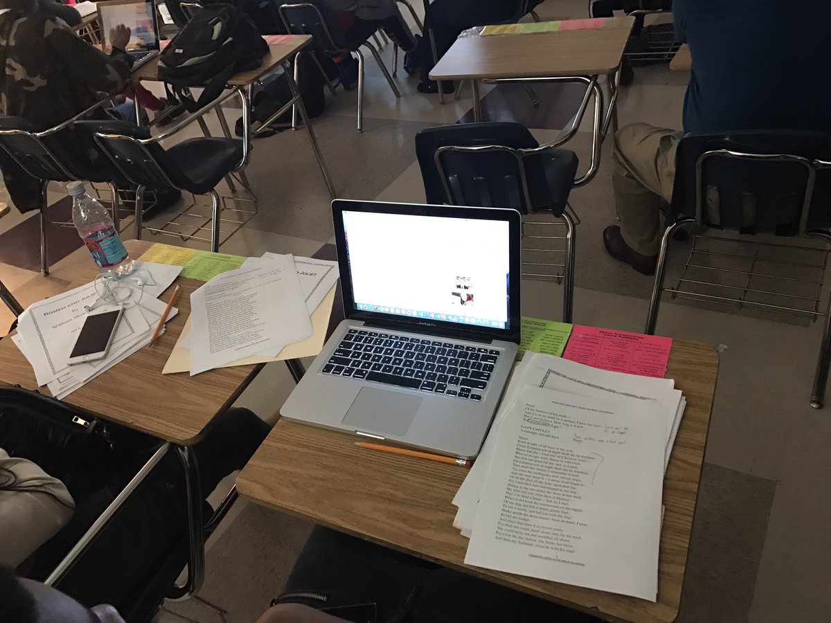 ICTeam4SAHS's tweet photo. Electronic versions of Shakespearean texts coupled with hard copies...@satlantahigh, we provide access to ALL. https://t.co/mvvnrQ43ti
