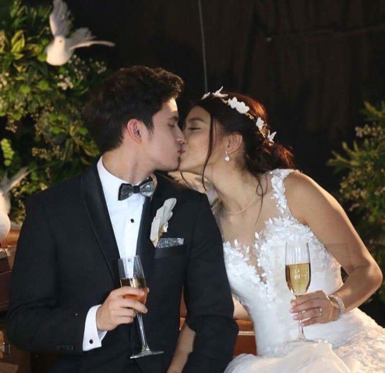 NiaWanda1's tweet photo. Last Episode 😊
#OTWOLHappilyEverAfter https://t.co/FpMvPbftQY