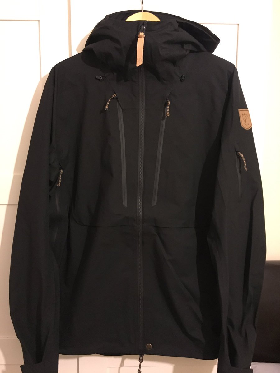 therealhopey's tweet photo. Thanks to @CH_OUTDOOR for promt delivery of my @Fjallraven_Swe Keb Eco Shell Jacket. I'll be warm and dry during @Hike4Hopey #CHOFASHION https://t.co/j0jv13QXFg