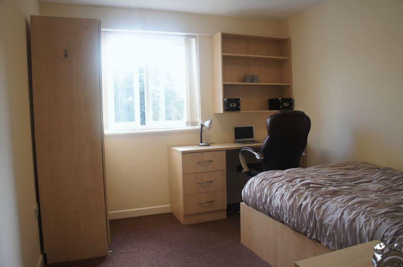 CD_Lettings's tweet photo. Amazing New Studio Apartments for rent, few minutes walk from Birmingham's City Centre, Call us on - 0121 270 6345 https://t.co/FKzTzhrT69