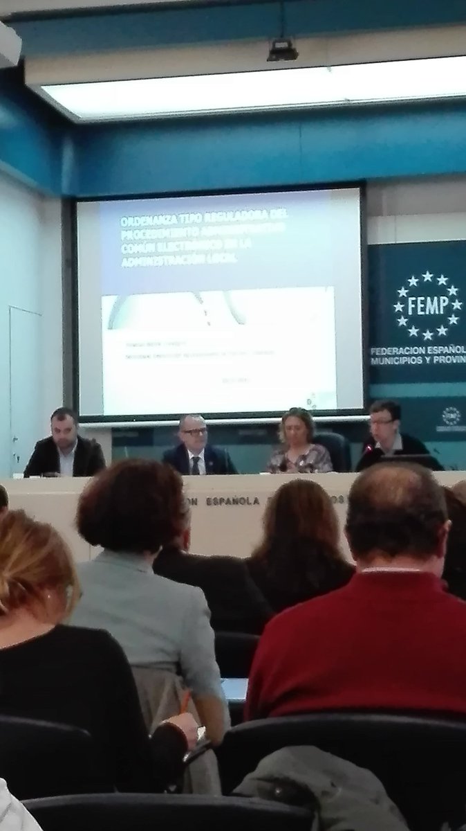 Reunión comisión Nacional para la modernización y participación ciudadana de los municipios.