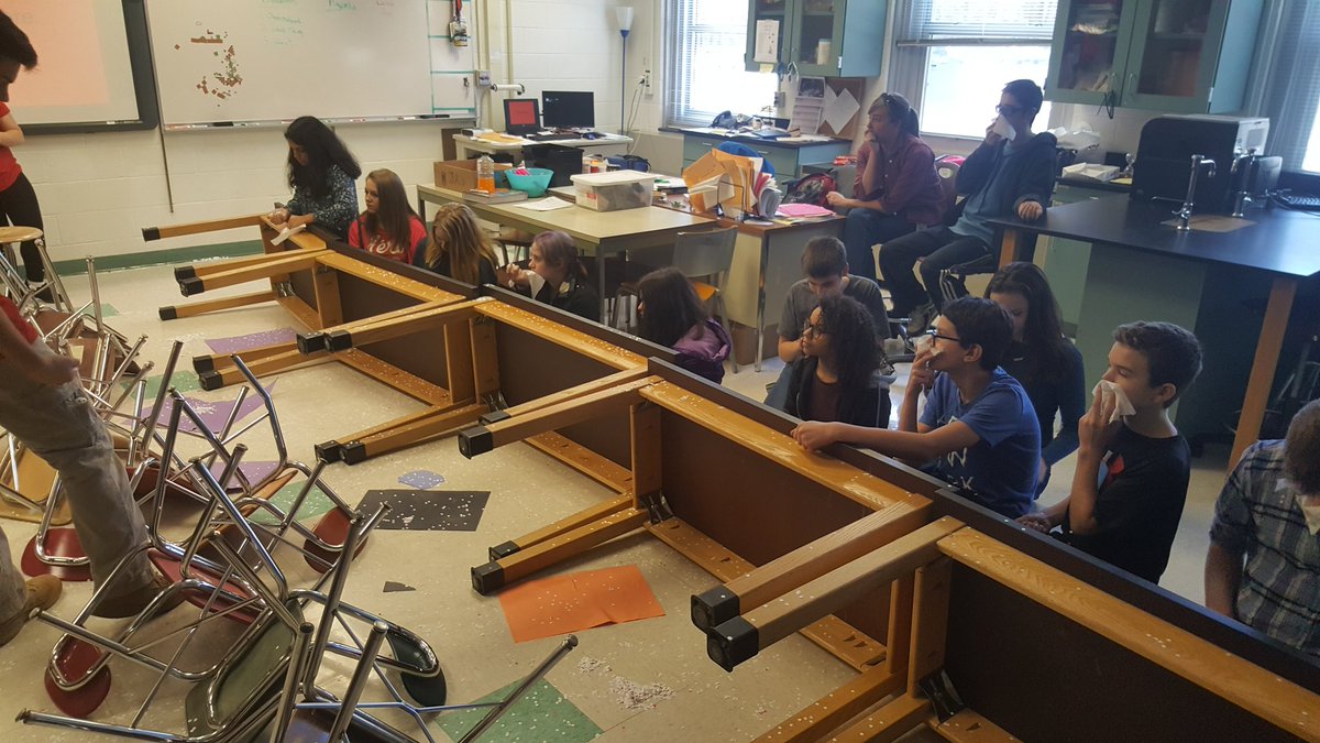 swolf14's tweet photo. Reenacting trench warfare and making history come alive! @MrsCharliCahill #fmslearns #tawa8c #fmswolf https://t.co/dPMlapwJK4