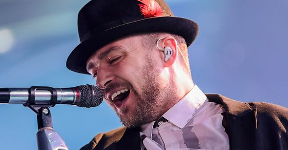 Happy birthday Celebrate with his 5 best live covers 