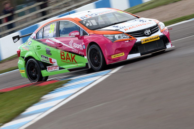TouringCarsNet's tweet photo. News: Jake Hill confirms return as Team.HARD complete driver ... - https://t.co/IEpqFXYabu #BTCC #TeamHARD https://t.co/i01eKknW79