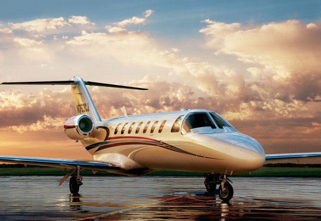 SchubachAv's tweet photo. Download our Private Charter Buyer's Guide - your guide to the best private flight options for your lifestyle: https://t.co/D9ZHkBCzCj https://t.co/LZm8SsrzxM