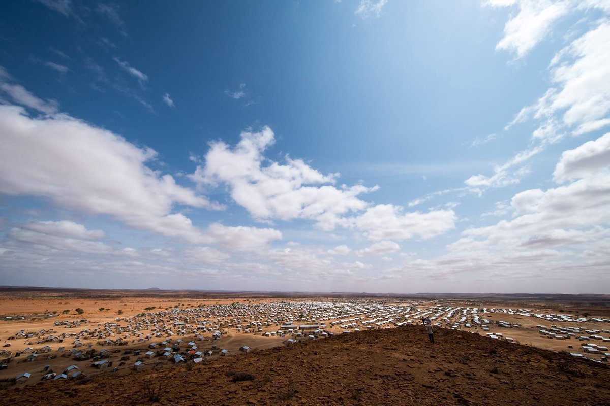 RightToPlayIntl's tweet photo. #TravelTuesday Travel to the #refugee camps of #DolloAdo in #360video as we bring the #powerofplay to kids there 👉🏼 https://t.co/oOmzxBvWJz https://t.co/XtAqbyxdtB