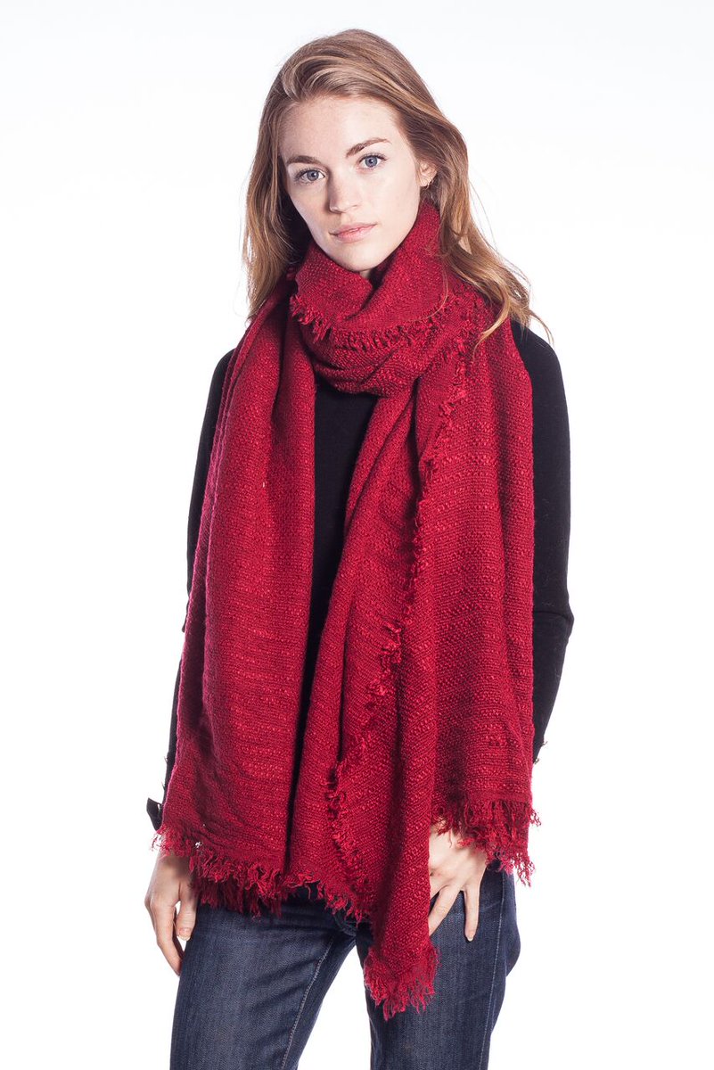 BindyaNY's tweet photo. #ValentinesDay is in just two weeks, #spice up your outfit with an #eyecatching #red scarf! ❤️️🌹#BindyaNY #NYC https://t.co/tqT99UhAcr