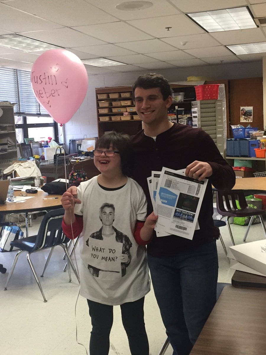BestBuddiesVADC's tweet photo. Nate from @BBOakton surprised Savanna with Justin Bieber tickets for her 16th birthday! Happy birthday Savanna!!! https://t.co/fAaX3fuYiM