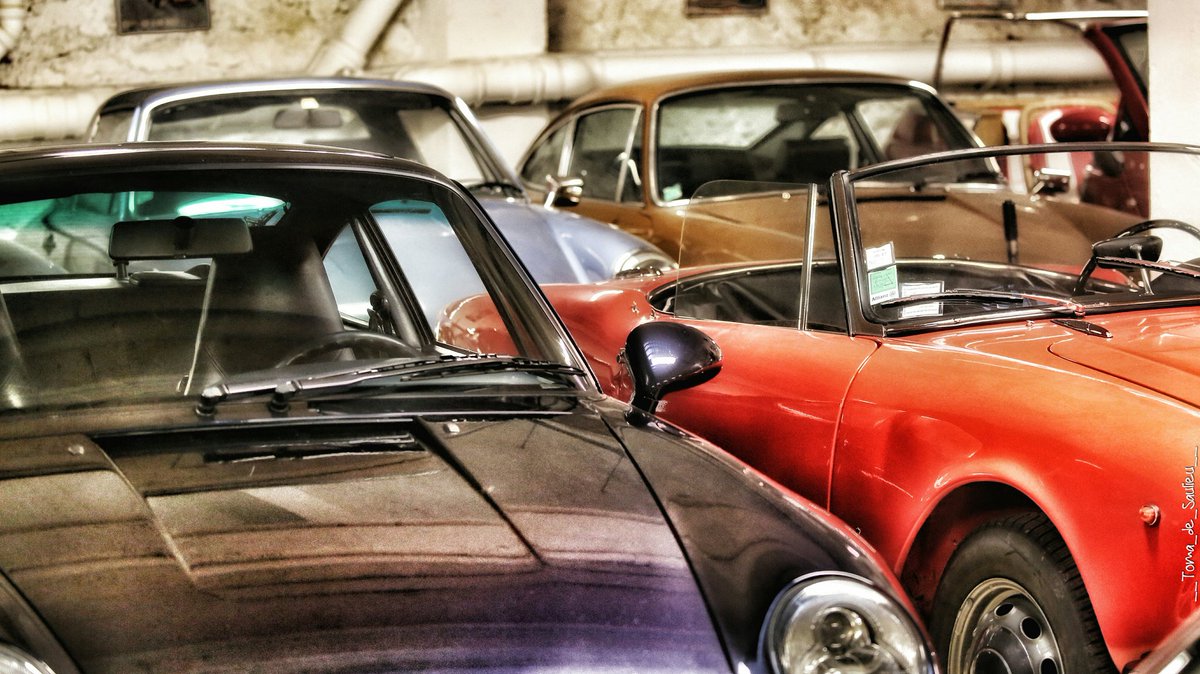 #ElevenCars c'est vraiment le garage de mes rêves !!!
#Ferrari #Porsche #alfa #bmw #jaguar