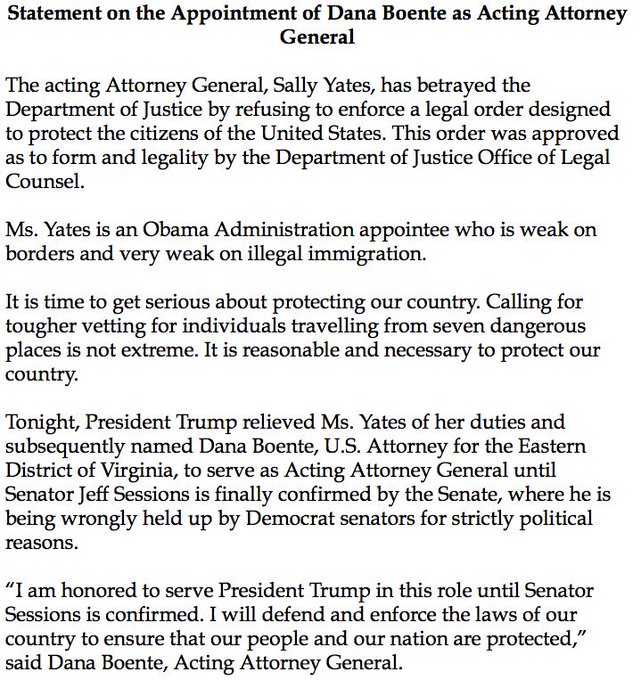 Watch Chelsea E. Manning's leaked NSFW photo on TwXstars