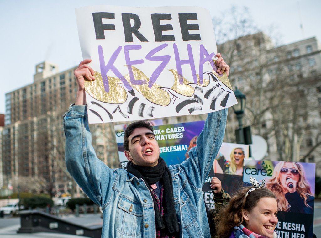 KeshaToday's tweet photo. Sony's contract with Dr. Luke and his companies ends this March. What does that mean for Kesha? #FreeKesha (via @billboard) https://t.co/x3vRTSa74B