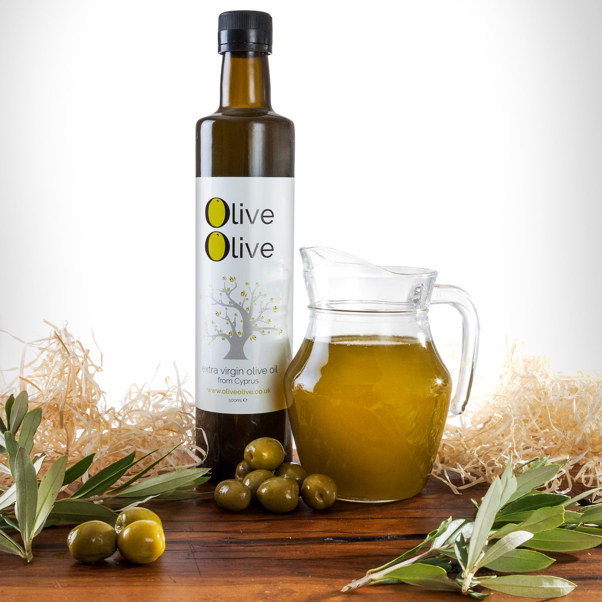 OliveOliveUK's tweet image. Thanks to Mark and team @ukpackshot for our new photos, pleasure working with you. Enjoy the halloumi!