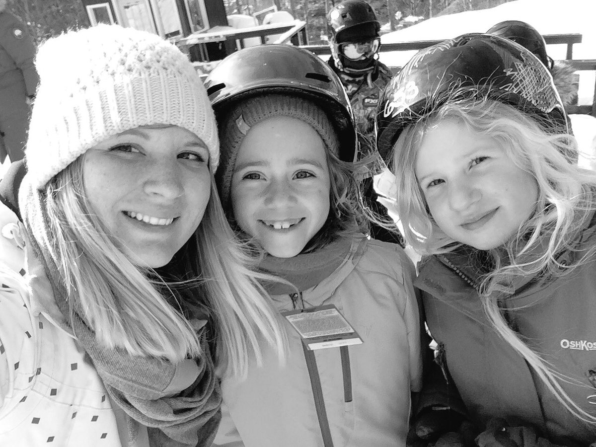 Snow tubing fun!! #horseshoevalley
