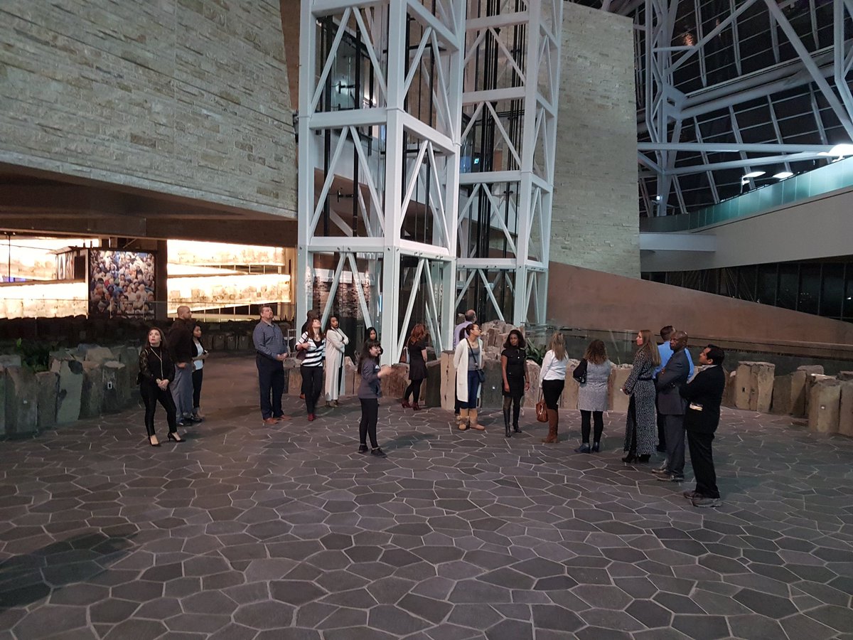 NoelZapotoczny's tweet photo. My recent client appreciation event, Human rights museum wine tour. What a great night! #ClientEvents #ClientService #investing #WealthMgr https://t.co/OBt4f2JDCK