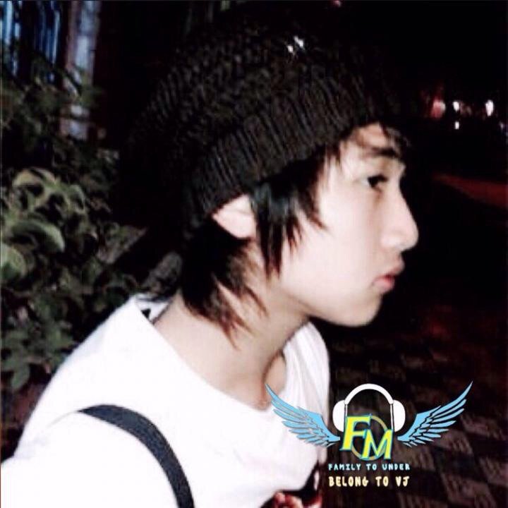 Come join me, or you'll be left behind #BIGOLIVE > #guy มาแล้วขาดหมด.  web.live.bigo.sg/2103877339_197…