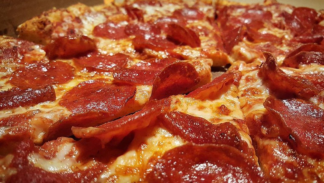 Domino's Pizza tweet media