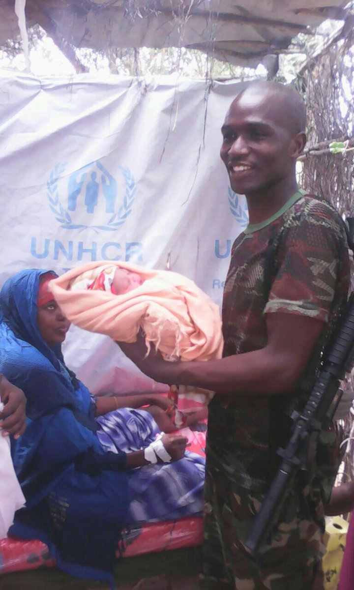 kdfinfo's tweet photo. Our medical personnel in Hoosingow,@amisomsomalia, assist a mother in bringing a new life into the world.Our resolve is unshaken.#KDFStrong https://t.co/L5rvszGliP