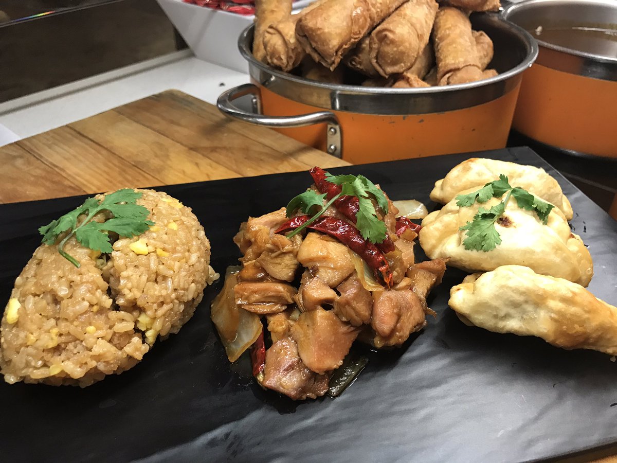 Serving up Szechuan Chicken, Sweet + Sour Pork &amp; Ginger Steamed Salmon! #creativity #LunchBreak #potstickers