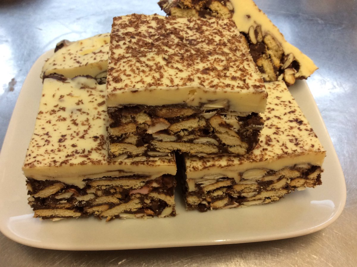 beanrush's tweet photo. Rocky road cake made today with a white chocolate topping #WestMalling #rockyroad #cake #beanrush https://t.co/Cj3062wo9b