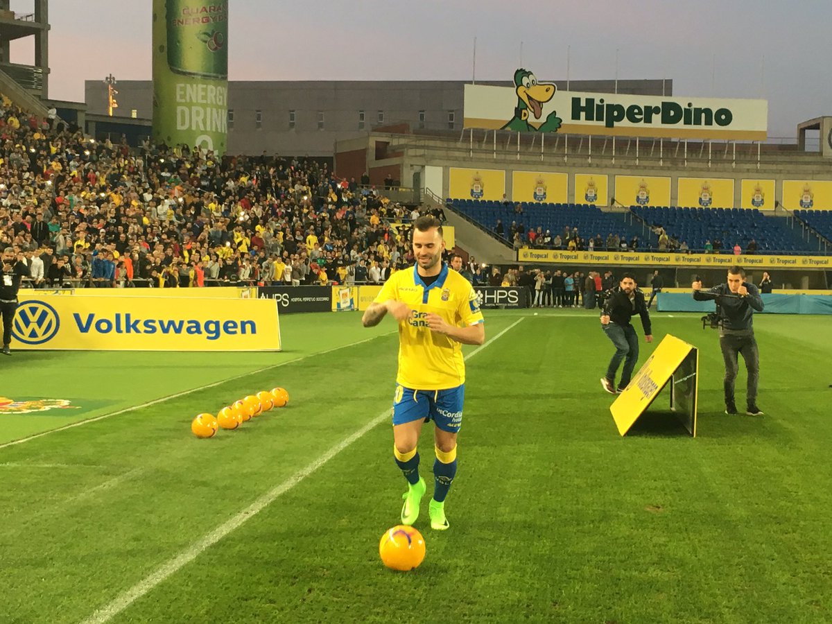¡Locura en el Estadio Gran Canaria!
<a href="/JeseRodriguez10/">JeseRodriguez10</a> ¡Bienvenido a tu casa!