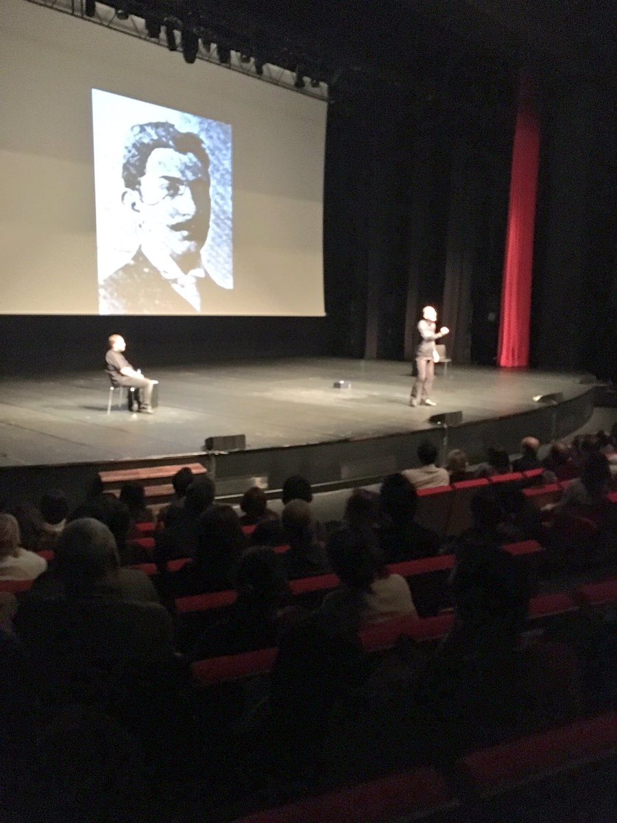 ridvanakbulut1's tweet photo. "SİVRİSİNEK DEDİN DE AKLIMA GELDİ" Maslak Uniq Hall deyiz @nihatsirdar @SunayAkin @RadyoSivrisinek @atillasirdar @muratseymen @canbap 👏👏👏👏 https://t.co/j3eTvNiM0c