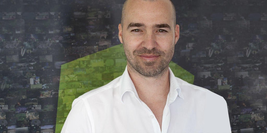 SmashcastPL's tweet photo. Wpadnijcie na naszego bloga, aby przeczytać wywiad z CEO @hitboxlive  - Martinem Klimscha! https://t.co/0y8SxGWd9e https://t.co/NTPJ0FM0j0