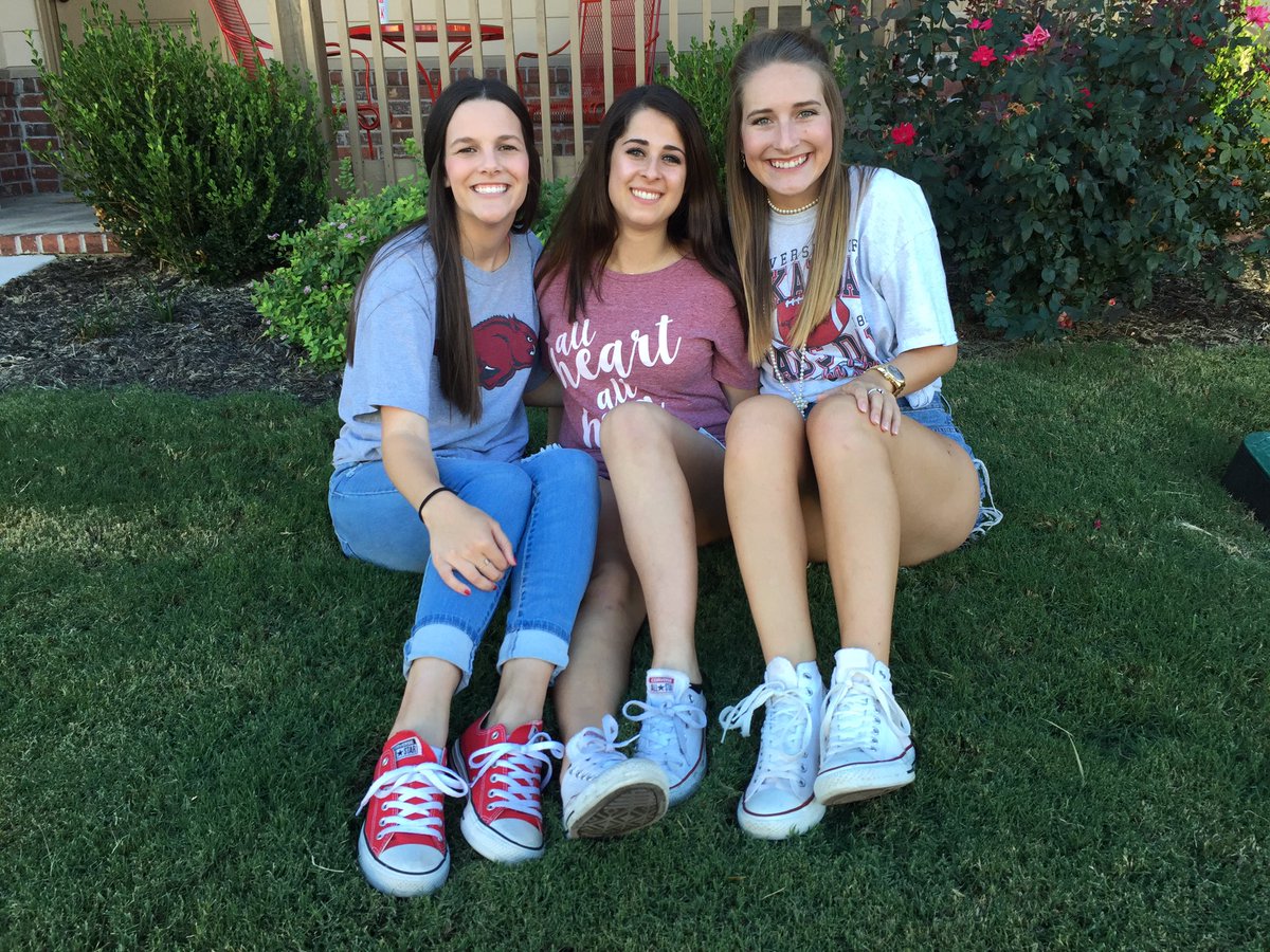korifreeman's tweet photo. H21BD WEINER!!! so happy to have you as a friend and I can't wait to celebrate tonight and this weekend❣️❣️🎉 https://t.co/ZAGS2Z4YmA