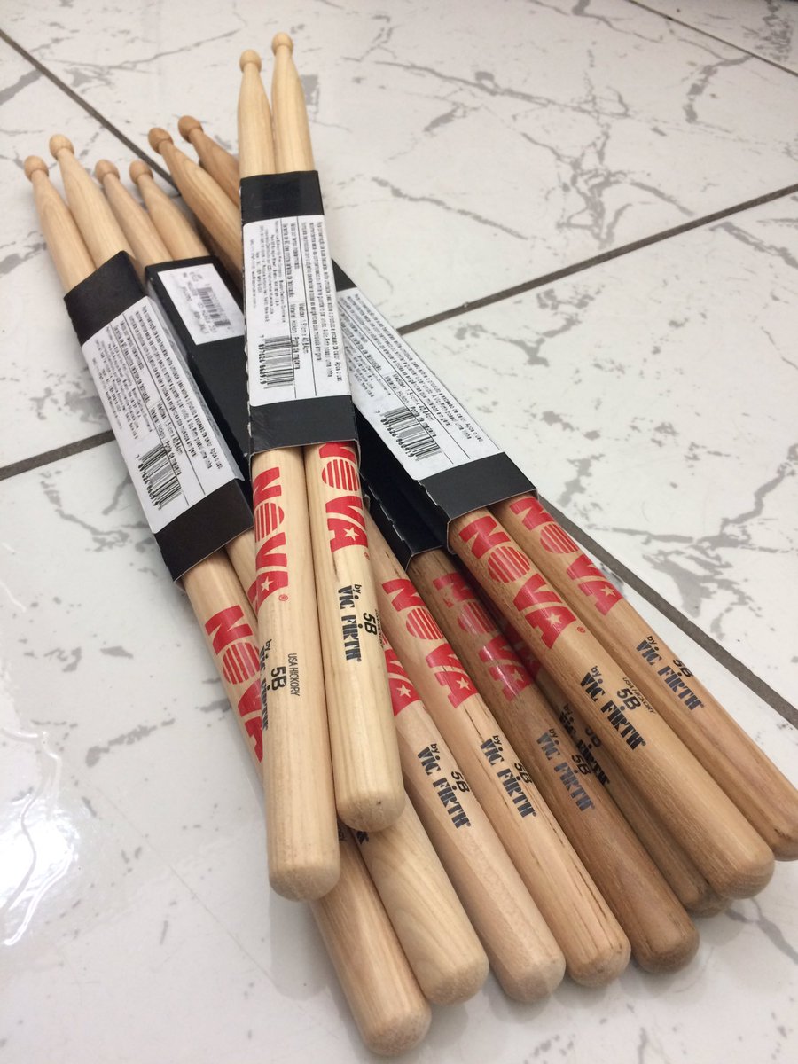 gabrielplinta's tweet photo. Chegaram....agora vai!! #NOVA #vicvirth #Drum https://t.co/b5yXa46tVm