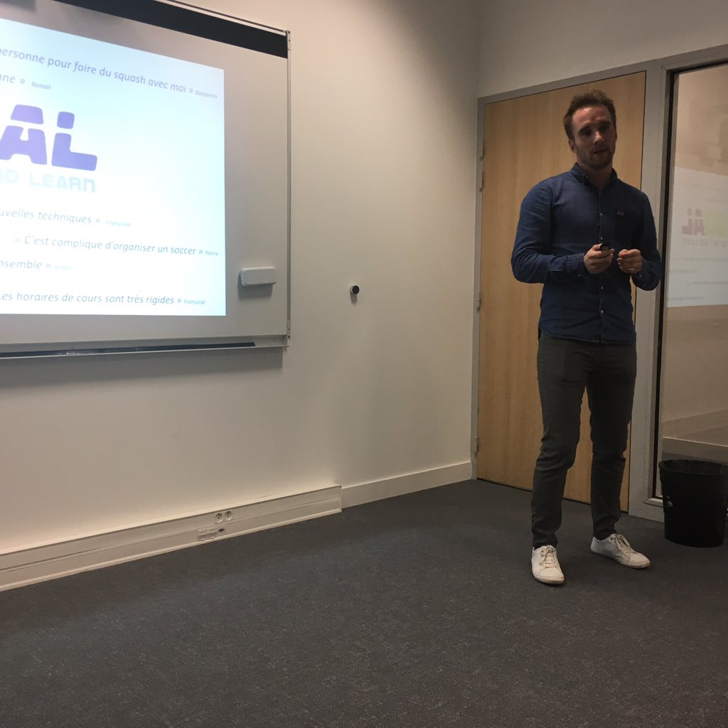leshift_'s tweet photo. @charles29270 nous présente l'appli GOAL pour connecter et aider les sportifs #PitchCamp #Rennes https://t.co/5bFUBT5EIl