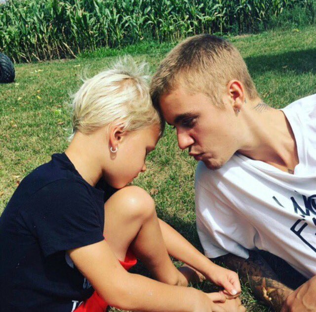 safaashreef's tweet photo. #bibs😘😘😍🙈❤️
I love this guy because he is a good singer and best man in the world to me and I hope that one day shed

 #justin biber👌🏻💎 https://t.co/Ovkdaww4hI