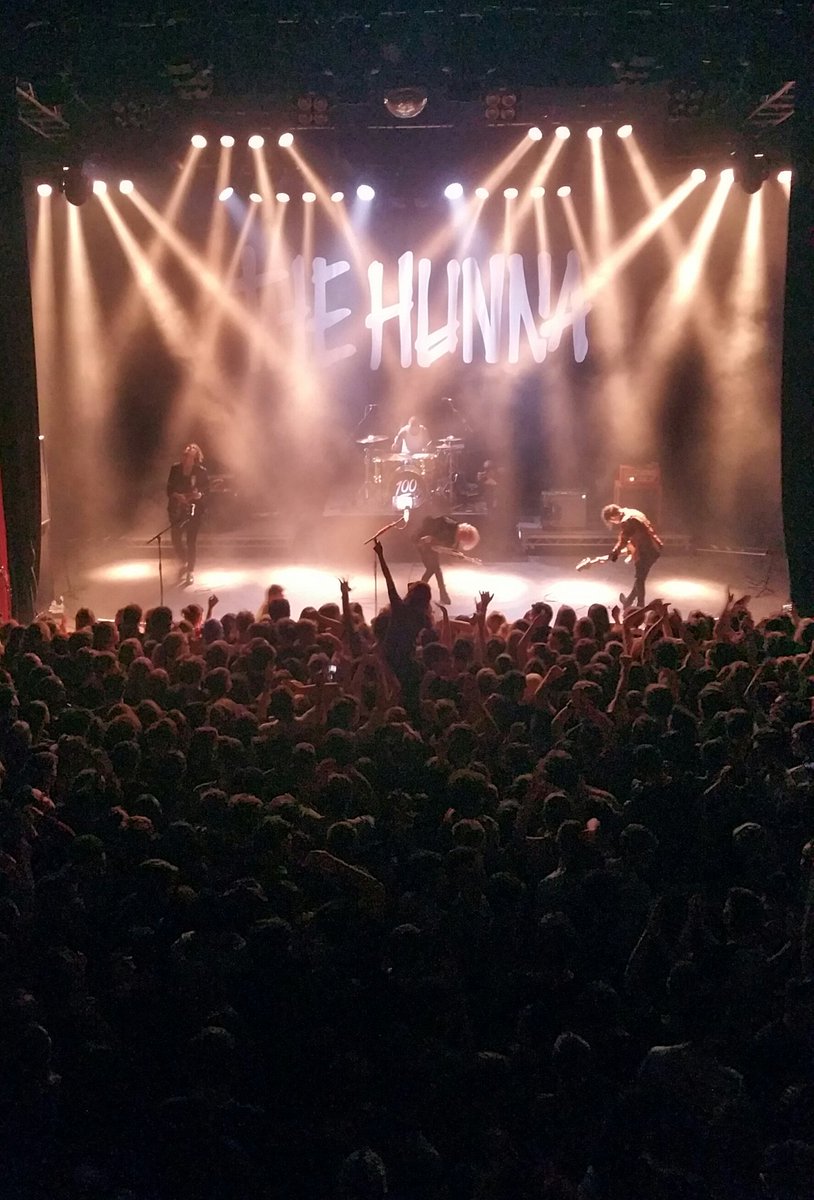 WibbleRL's tweet image. My favorite photo I've ever taken of @THEHUNNABAND 💯