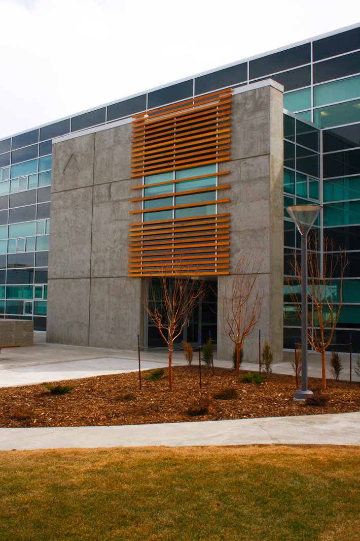 SteppesOffice's tweet photo. Whether you're in #Edmonton or other Canadian city, you can use our #virtualmailingaddress to reach more clien... https://t.co/Xtir2VHYcj