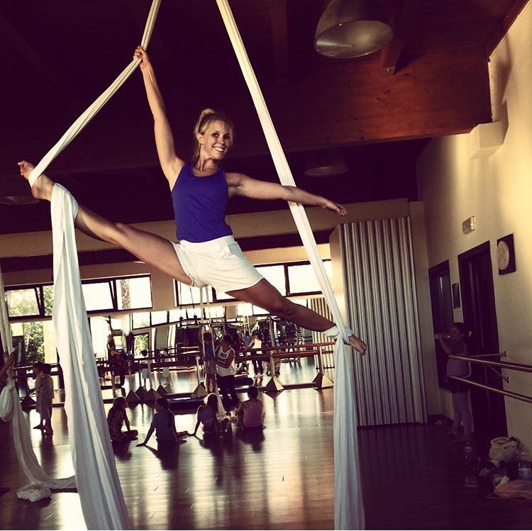 WDMdance's tweet photo. Thank you for sharing this nice picture from WDM Italy Nicole! (IG: nicola_danza). #acrobatics #acrodance #dance #danza #danzaacrobatica https://t.co/Cz5gB8bSCJ