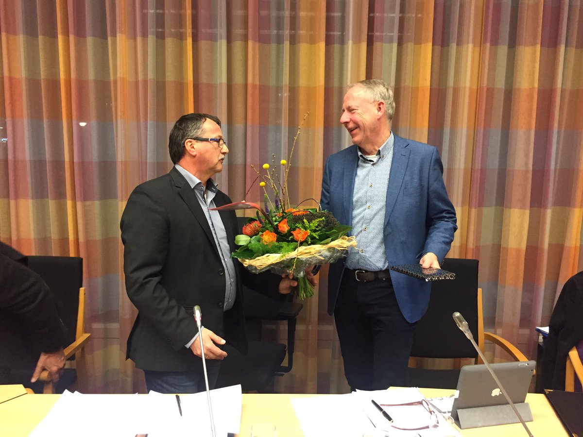 mariomiskovic_'s tweet photo. De gemeente Pekela heeft officieel weer een griffier. Willem Meffert zit er al zes jaar, maar zijn benoeming is nooit officieel geweest. https://t.co/QLvBePQ4lG